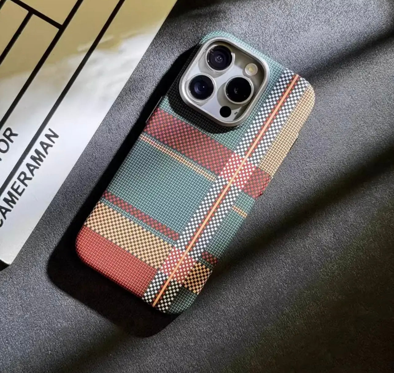 New Geometric Carbon Fiber Texture Magsafe Case