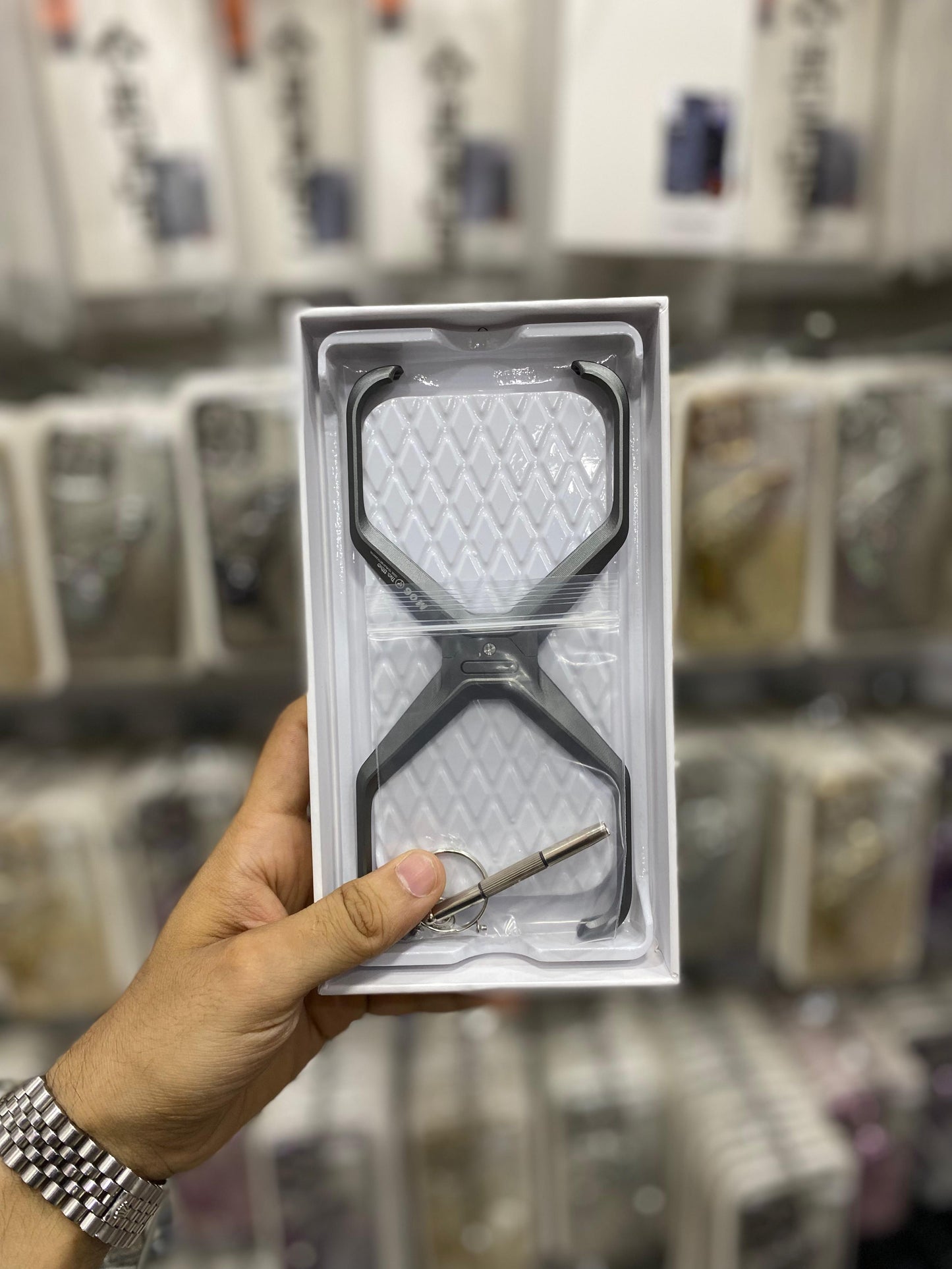 New (X) Metallic Case