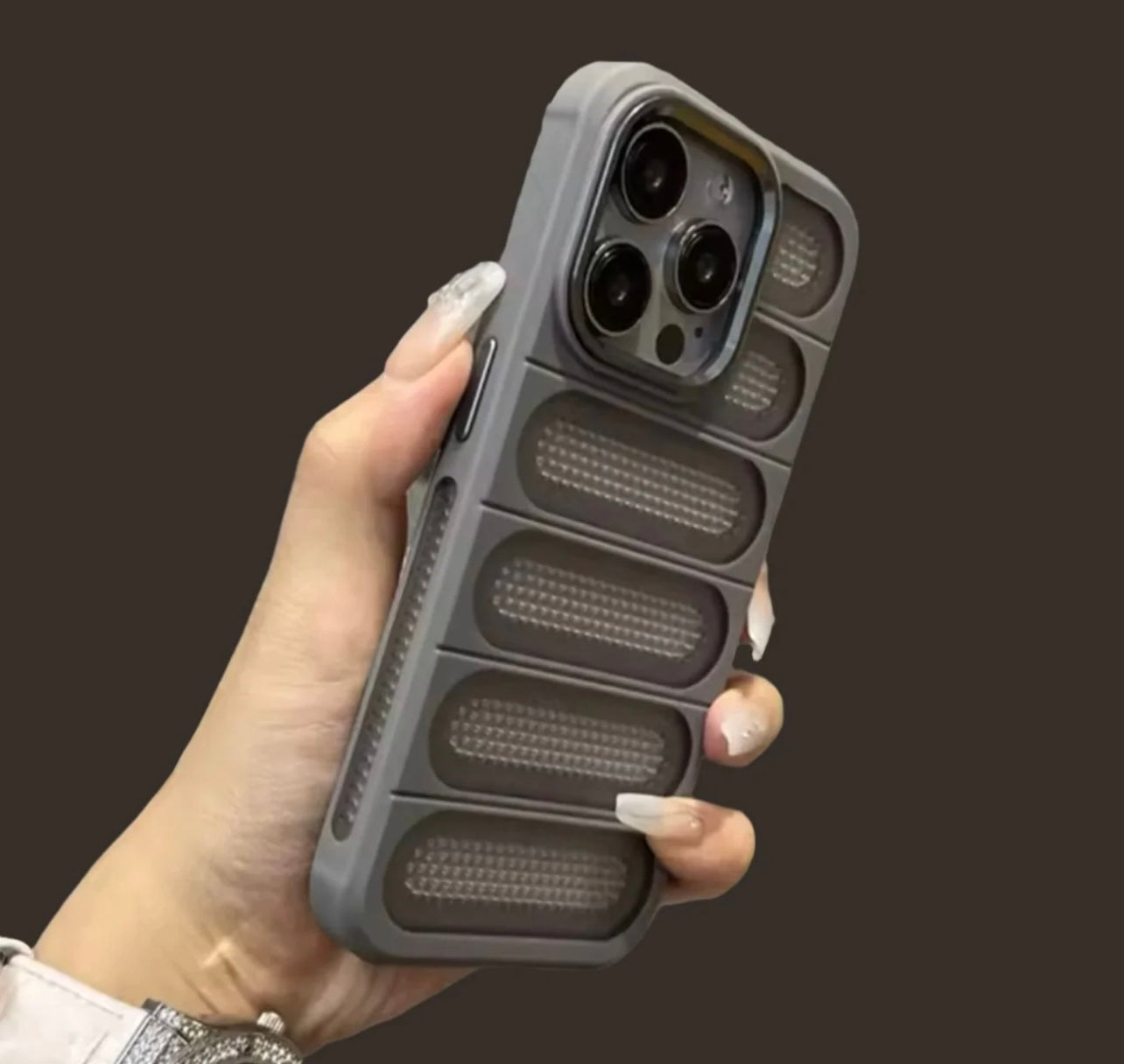 🔷Exclusive Heat Dissipation Breathable Hole Case🔷
