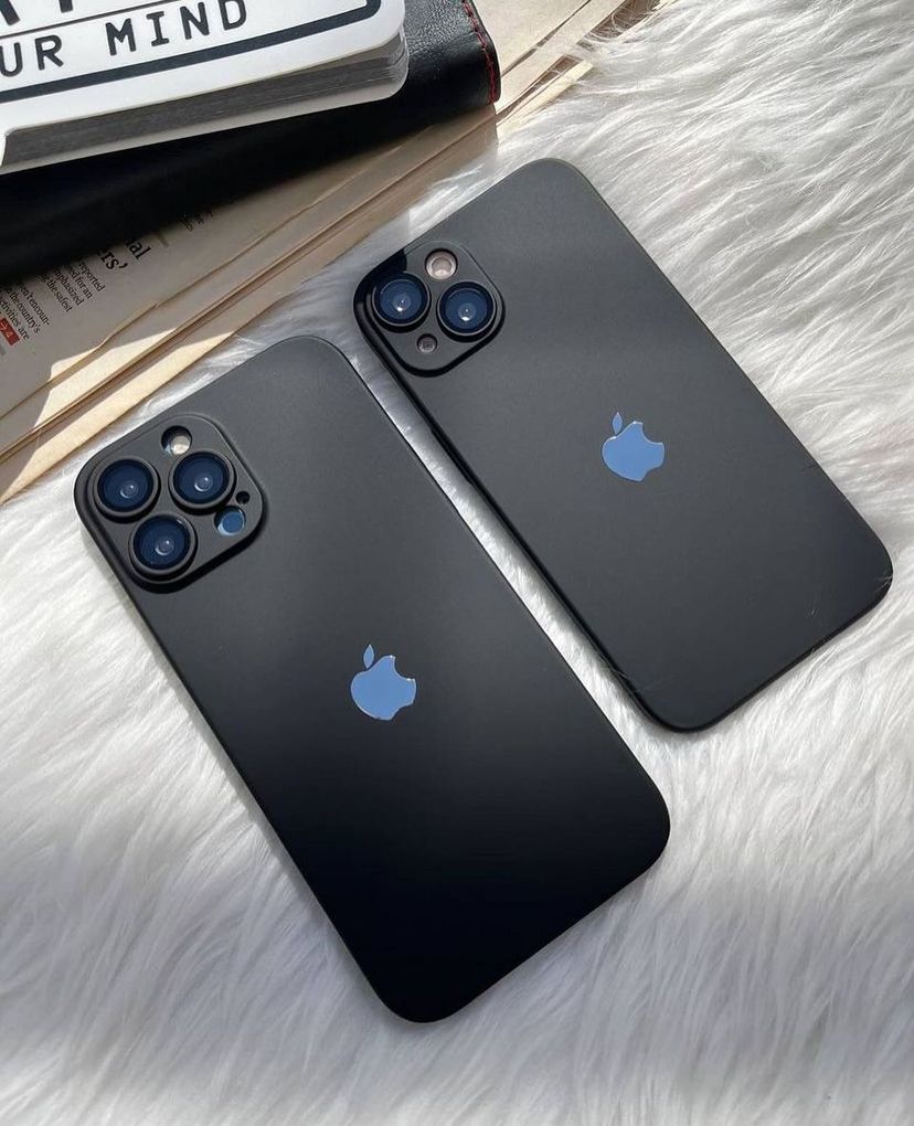 New Black PC Thin & Slim Case with Apple Logo