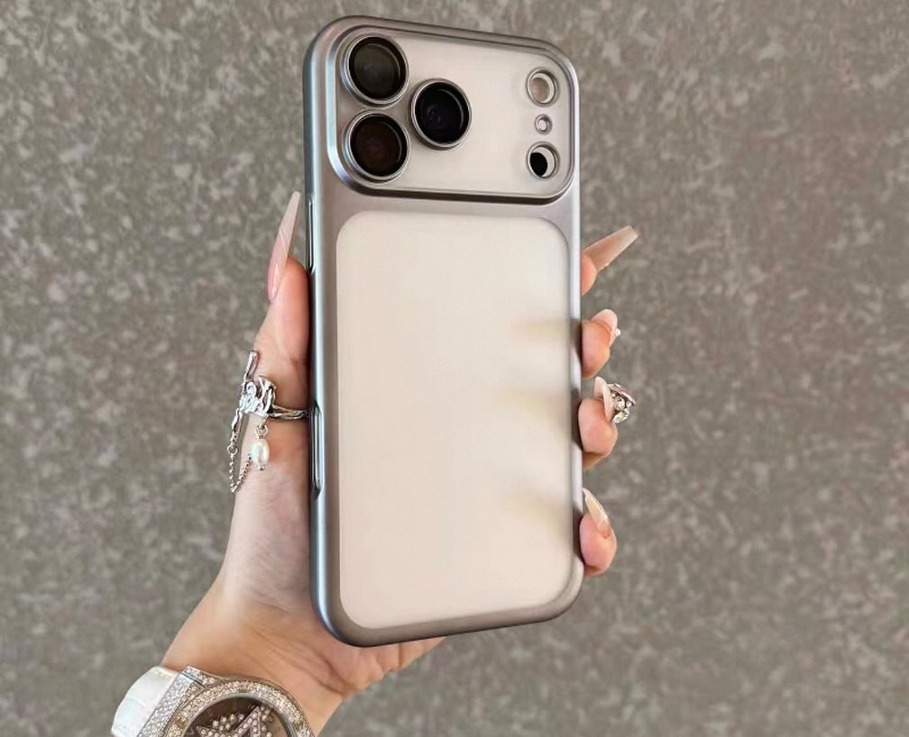 💎Electro-Plated Crystal Camera Covered Shell Case – For iPhone 17 Series